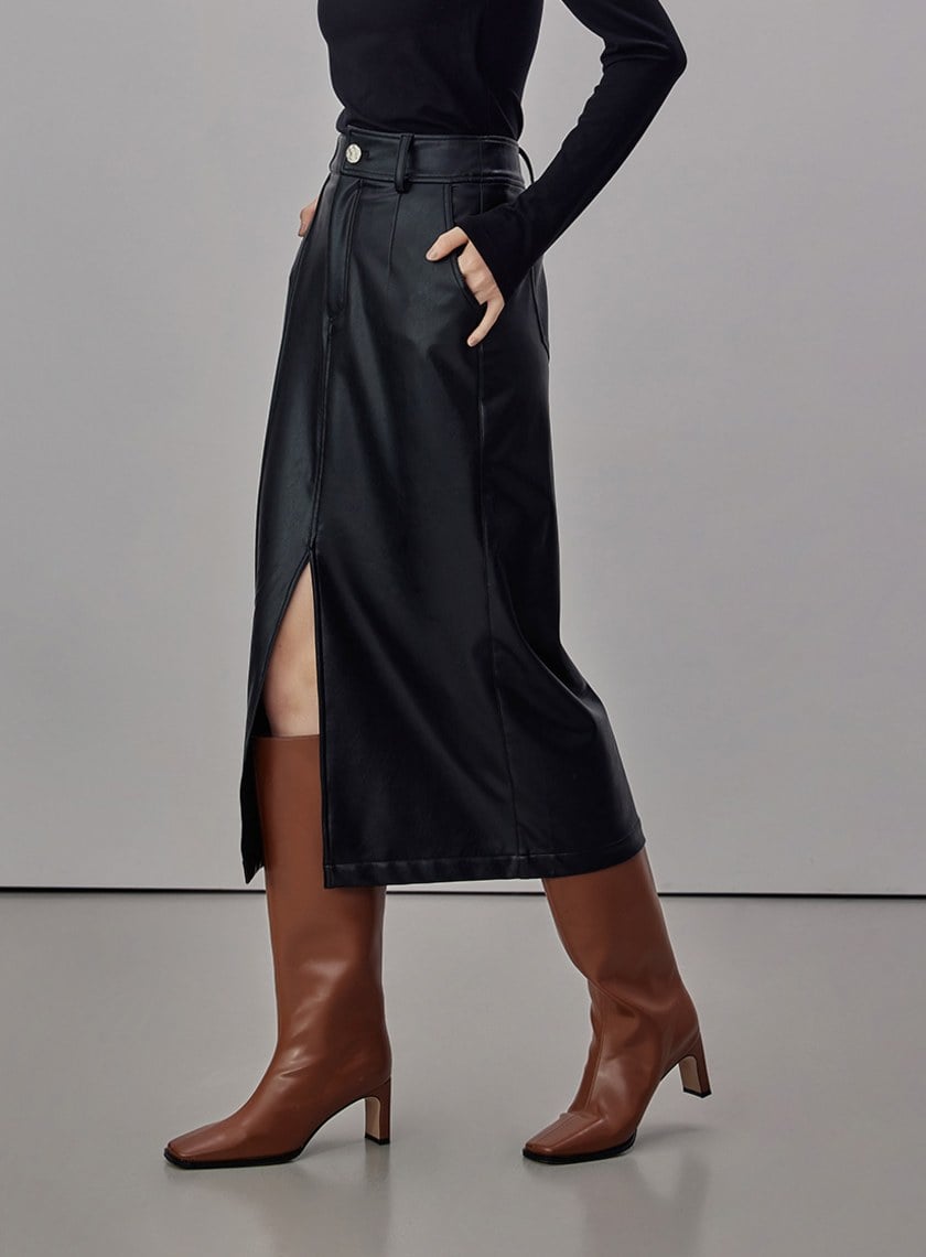 俐落前開岔皮革窄裙